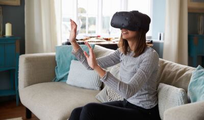 Uso della realtà virtuale in Italia: l'opinione dei consumatori e alcuni dati
