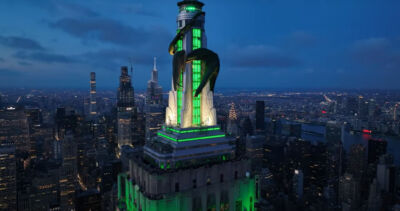 Un enorme drago verde avvinghiato all'Empire State Building: l'iniziativa per il lancio di House of The Dragon 2